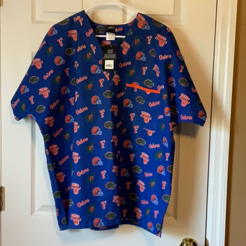 Dudz University of Florida Gators Logos Men’s Medical Hospital Scrub Top Size L